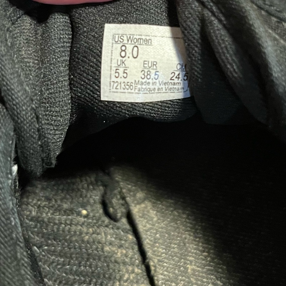 Vans Black Canvas Size 8 Sneakers - Picture 7 of 7